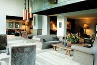hotel-dorf-tirol-kueglerhof-lounge-02
